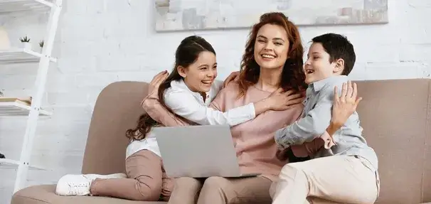 Zasiłek rodzinny: Jak dostać i ile wynosi? Sprawdź!