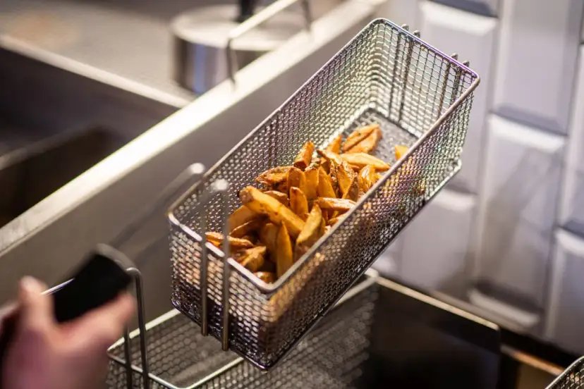 Idealne frytki domowe: Sekret chrupkości krok po kroku