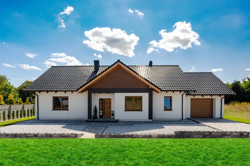 Elewacja do białych okien: Jak wybrać idealny kolor? Poradnik