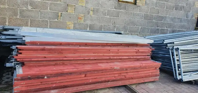 Sprzedaż rusztowań elewacyjnych - zainwestuj w bezpieczeństwo i jakość