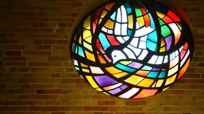 Jak narysować symbole Ducha Świętego – proste techniki i porady