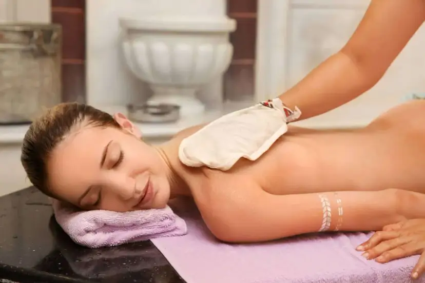 Jak używać rękawicy do peelingu, aby uniknąć podrażnień skóry