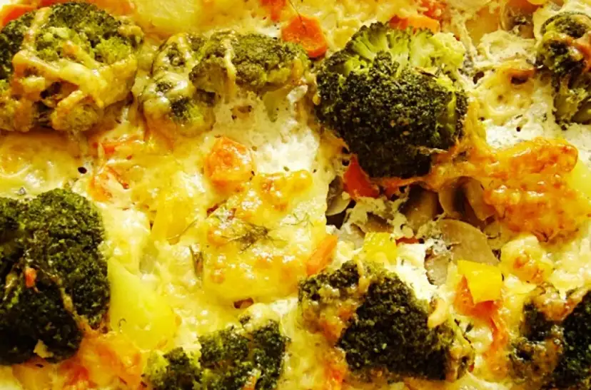 Pyszna zapiekanka wege z ziemniakami, która zaskoczy Twoje podniebienie