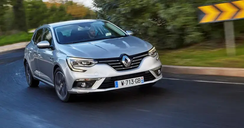 Renault Megane 4 jaki silnik wybrać - uniknij najczęstszych błędów