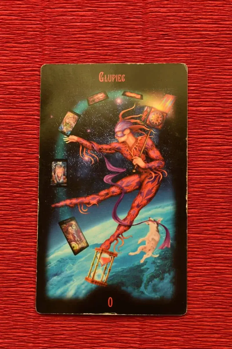 Głupiec tarot: co on do mnie czuje i jak zrozumieć te emocje