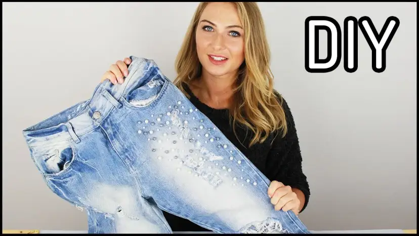 Jak zrobić modne jeansy DIY? Odmień stary denim krok po kroku!
