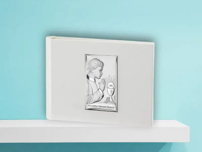 Co na komunie dla chrześniaka - 10 wyjątkowych pomysłów na prezent