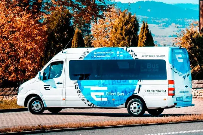 Ile kosztuje bilet do Niemiec autokarem? Sprawdź ceny i trasy