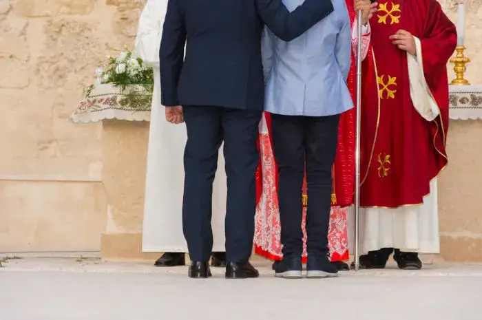 Bierzmowanie: Czy zapraszać gości? Praktyczny poradnik