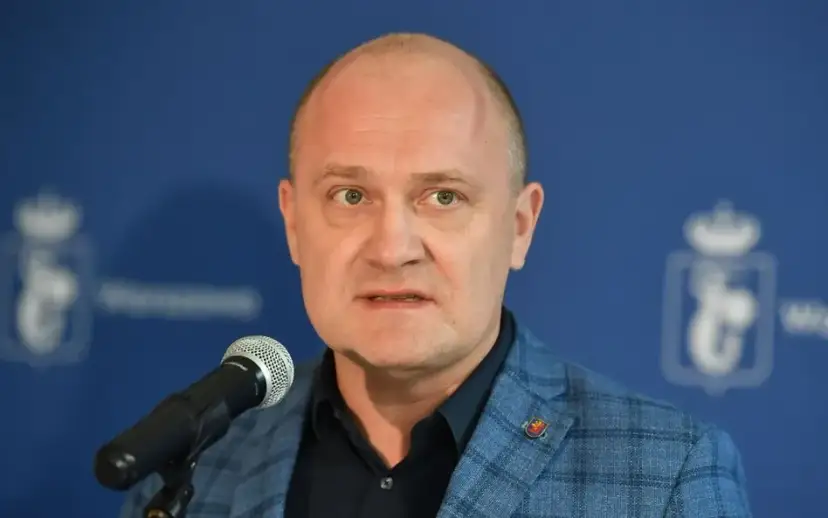 Prezydent Szczecina: Gdzie mieszka Piotr Krzystek? Jawność vs. prywatność