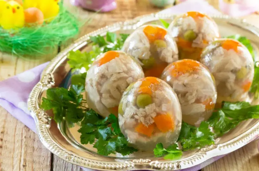 Jak zrobić galaretkę w kształcie jajek, która zachwyci gości na Wielkanoc