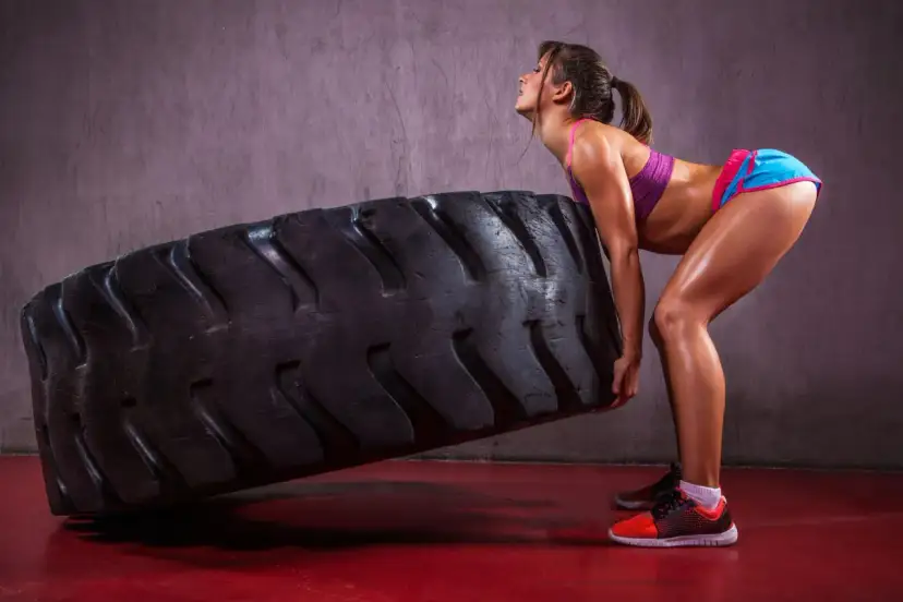 Jak trenować CrossFit? Ekspert radzi: Bezpieczny start dla każdego