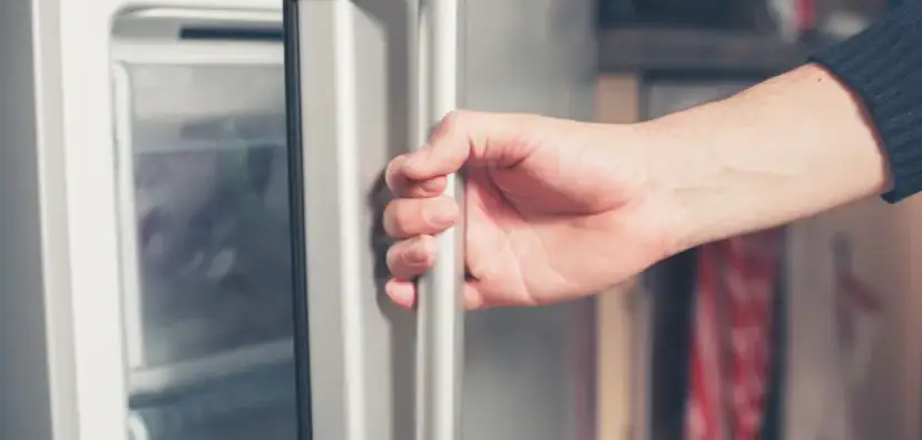 Jak rozmrozić zamrażarkę? Poradnik eksperta: szybko i bezpiecznie!