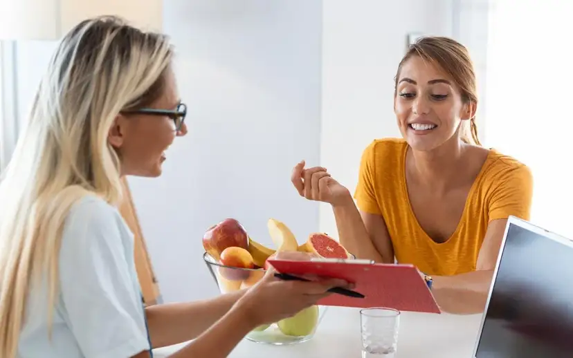 Ile kcal dziennie mężczyzna powinien spożywać, aby schudnąć?