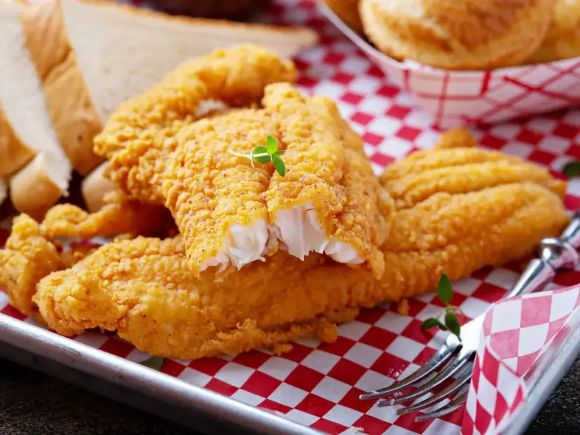 Jak usmażyć rybę w panierce? Chrupiąca i soczysta za każdym razem!