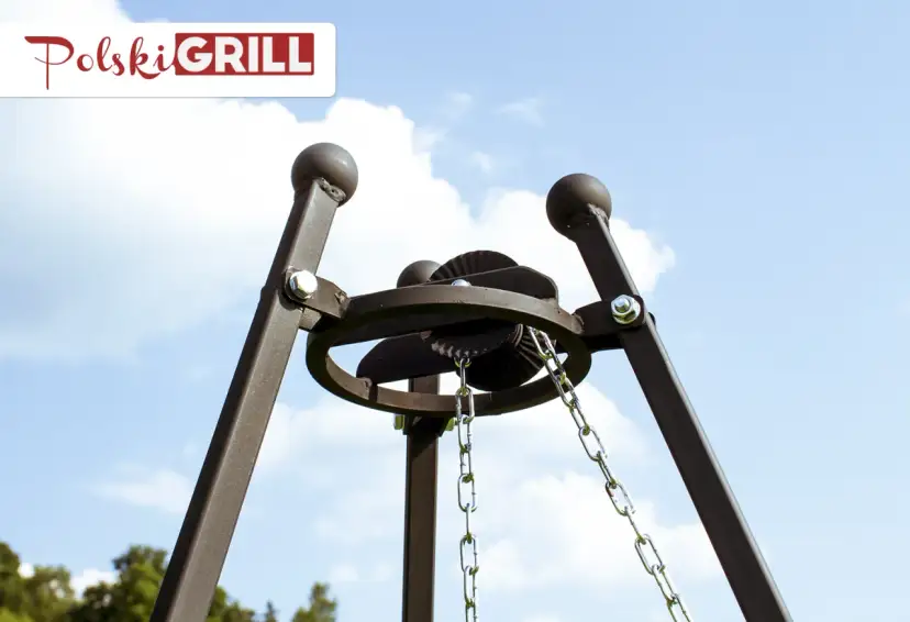 Żeliwny trójnóg: grill nad ogniskiem, który odmieni Twój ogród!