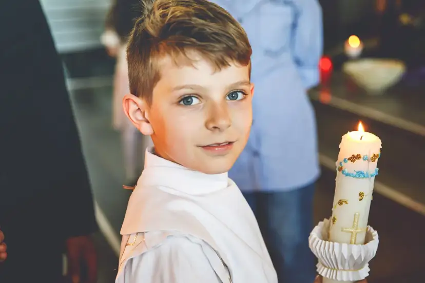 Prezent na Komunię dla chłopca: Tradycja czy nowoczesność? Poradnik