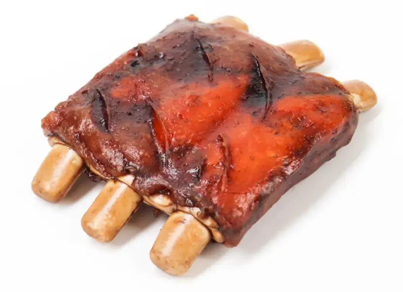 Żeberka dla psa? Weterynarz: Nigdy! Poznaj ryzyko i alternatywy