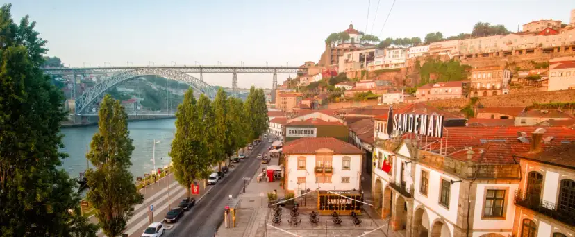 Porto atrakcje: Niezapomniane miejsca, smaki i praktyczny przewodnik