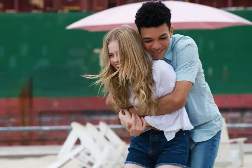 Filmy o zakochanych nastolatkach, które poruszają serce i emocje