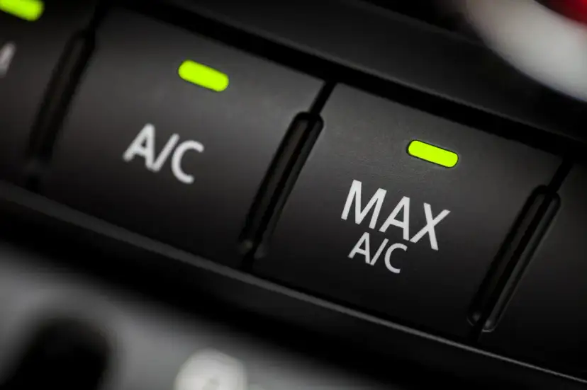 Uszkodzona chłodnica klimy? Rozpoznaj objawy i uniknij drogich usterek