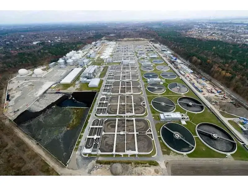 Co z oczyszczalnią Czajka? Problemy i ich wpływ na Wisłę