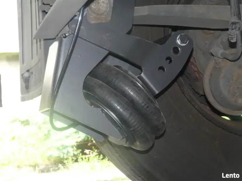 Montaż podnoszonej osi w naczepie: Poradnik krok po kroku