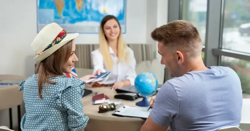 Upadłość biura podróży: Jak chronić wakacje i pieniądze?