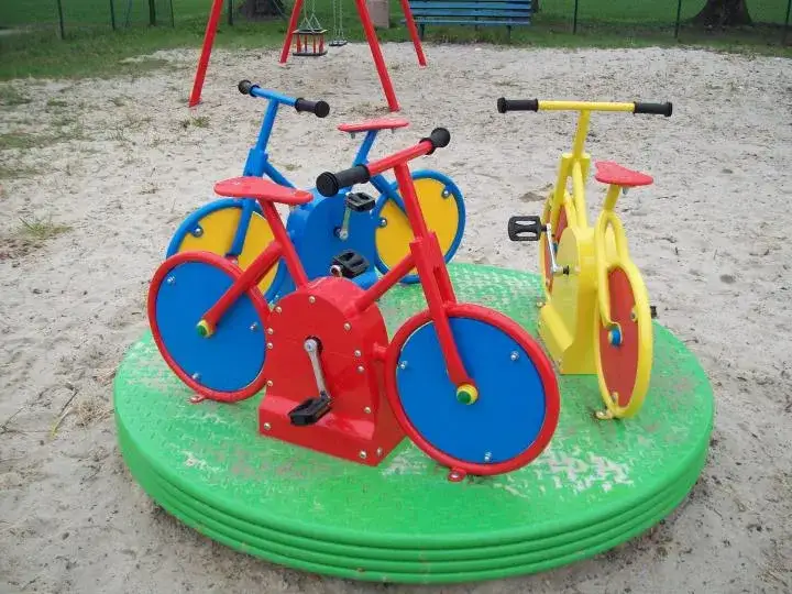 Jak zrobić karuzelę na plac zabaw - bezpieczne i trwałe rozwiązania