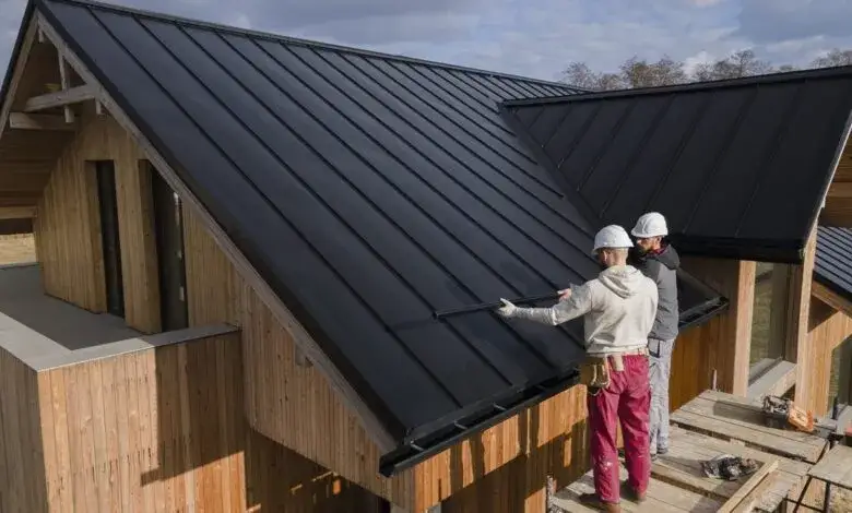 Cennik usług dekarskich 2026: ile kosztuje dekarz za m²?