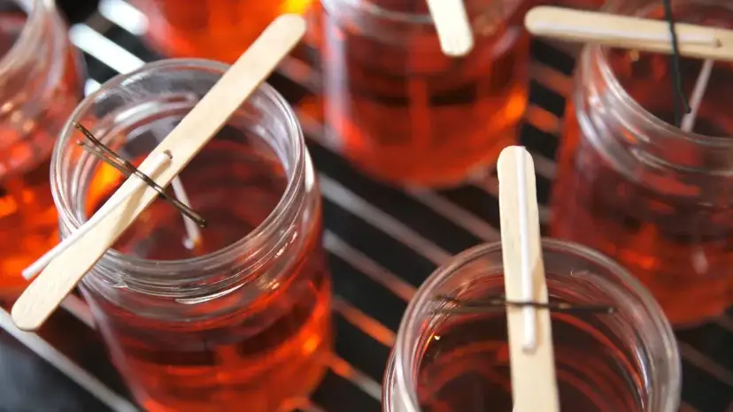 Jak zrobić wosk do świeczek - proste kroki i cenne wskazówki