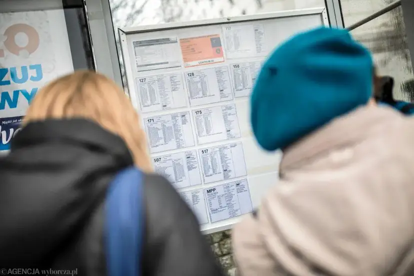 ZTM Warszawa: Rozkład jazdy autobusów jedź sprytniej i punktualniej