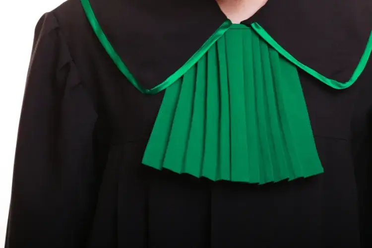 Czy prawnik może być karany? Konsekwencje skazania dla adwokatów