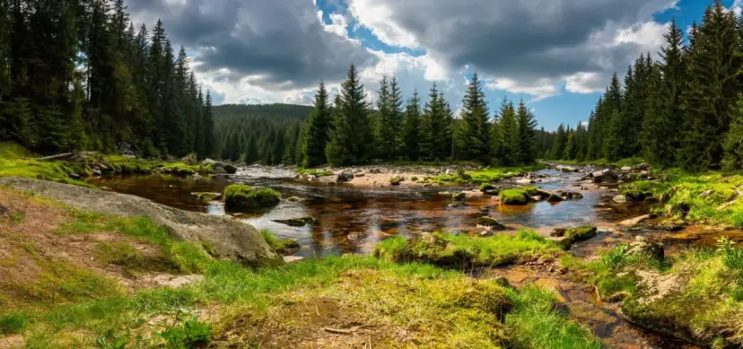 Gdzie są góry izerskie? Odkryj ich piękno i atrakcje turystyczne