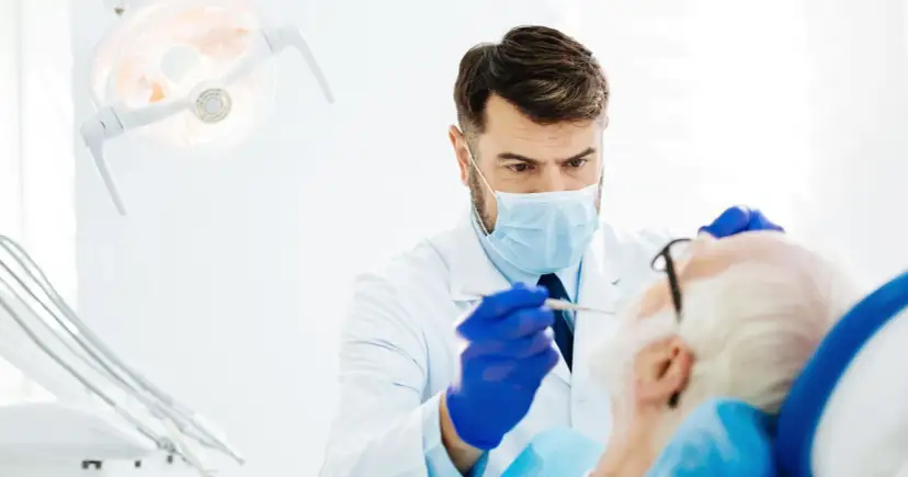 Chirurg stomatolog: Kiedy go potrzebujesz i jakie zabiegi wykonuje?
