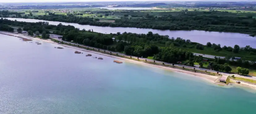 Jezioro Tarnobrzeskie: piękno natury, atrakcje i sekrety regionu