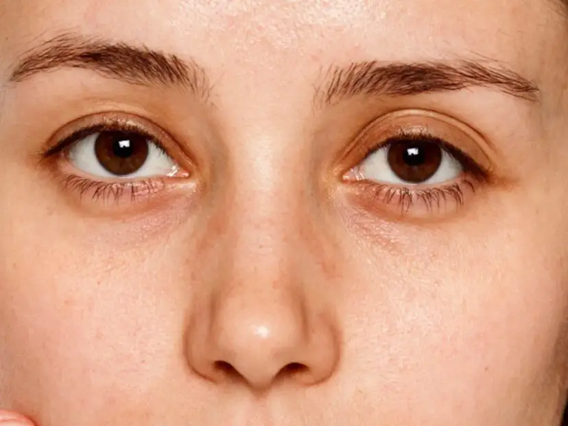 Serum Senelle: Jak rozświetlić skórę? Pełna recenzja i efekty