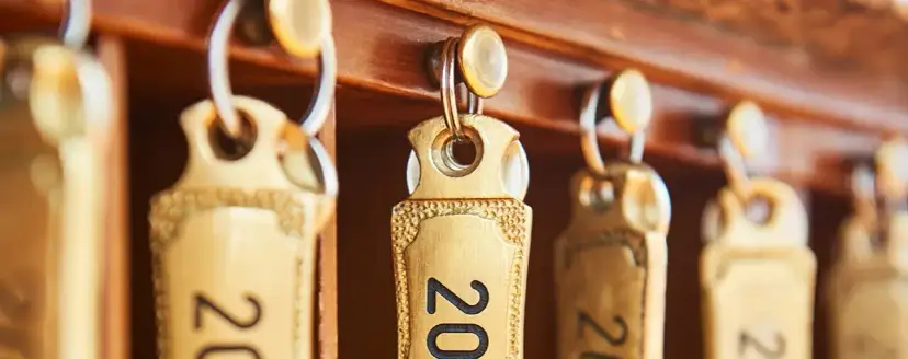 Ile zarabia manager hotelu? Sprawdź, co wpływa na wynagrodzenie