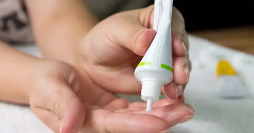 Czy maść cynkowa na pryszcze to Twój ratunek? Sprawdź, jak działa