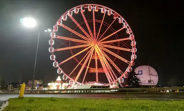 Kraków dla rodzin: Najlepsze atrakcje na każdą pogodę i wiek