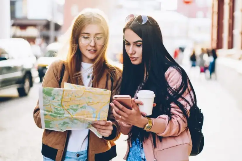 Jak się ubrać na wycieczkę? Praktyczny przewodnik po strojach