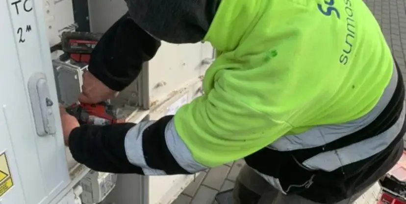 Skuteczna naprawa wiązki elektrycznej – uniknij kosztownych usterek