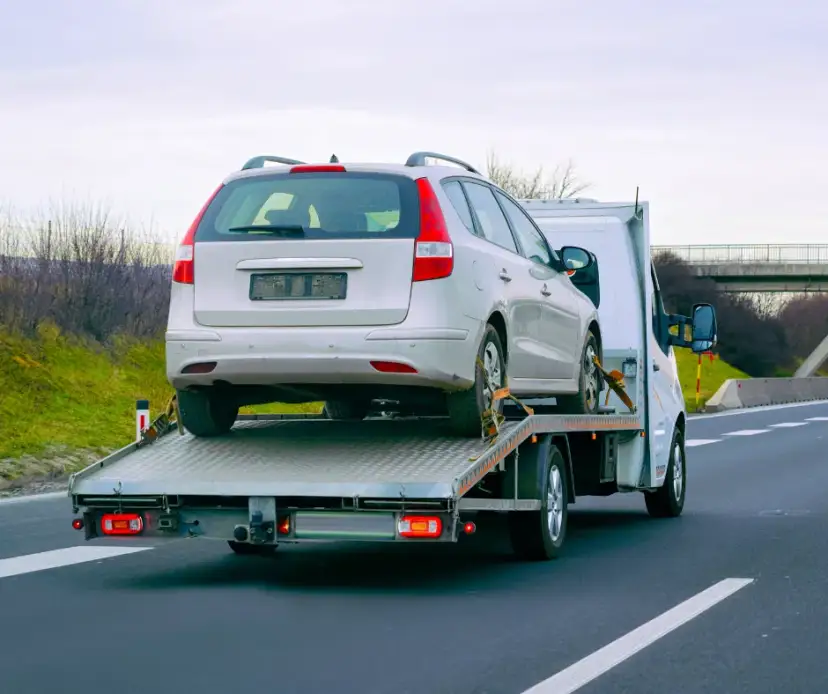 Holowanie auta w Holandii: Przepisy, koszty i praktyczny poradnik