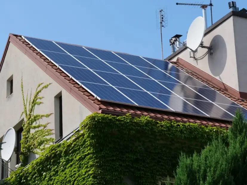 Elektrownie słoneczne, fotoogniwa i kolektory słoneczne - co wybrać?