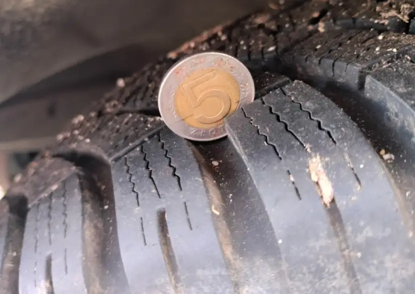Ile bieżnika ma nowa opona? Poznaj fakty i dbaj o bezpieczeństwo