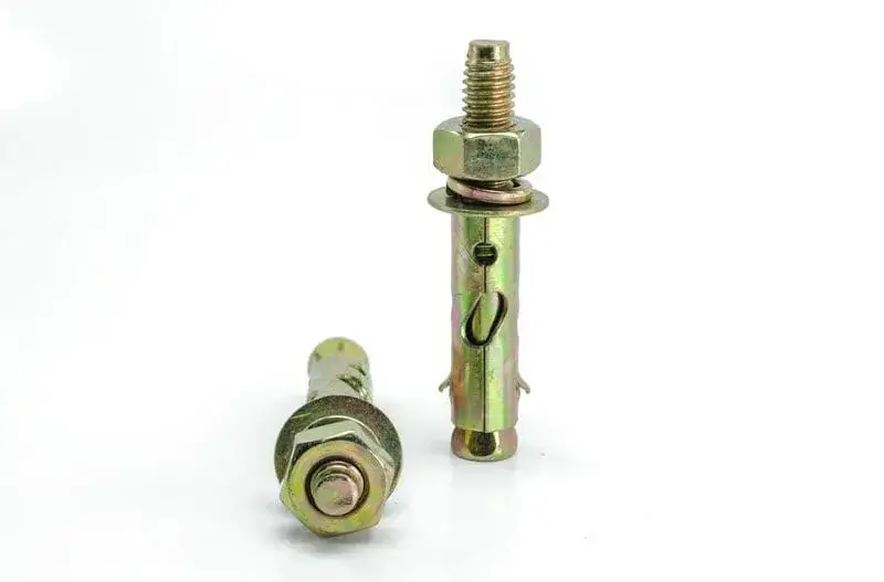 Rodzaje kotew fundamentowych – wybierz najlepsze rozwiązanie dla swojej konstrukcji