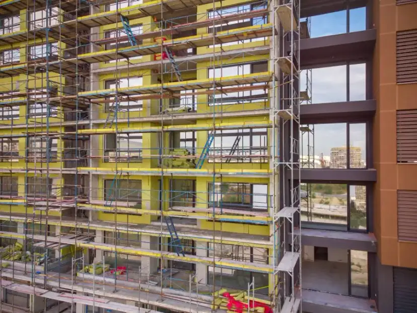 Wypożyczenie rusztowania cena: Jak nie przepłacić? Pełny cennik