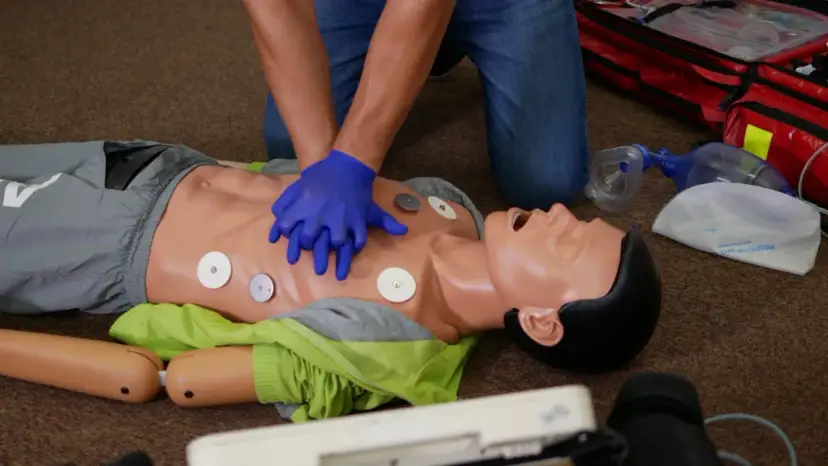 Jak długo ważne jest szkolenie z pierwszej pomocy i co grozi po upływie terminu?