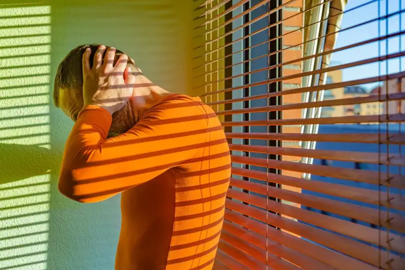 Hałas w bloku? Normy dB, głośna muzyka i Twoje prawa!