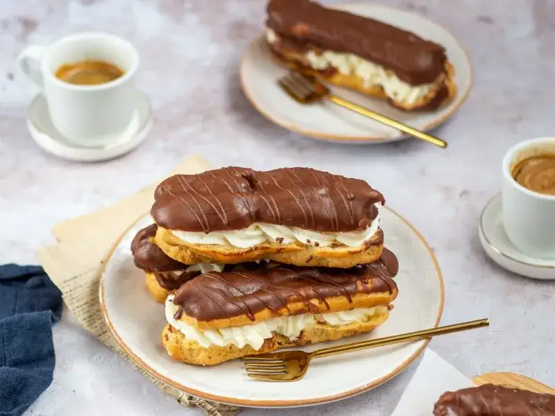 Eklerka: Ile kalorii? Jedz świadomie i bez wyrzutów sumienia!